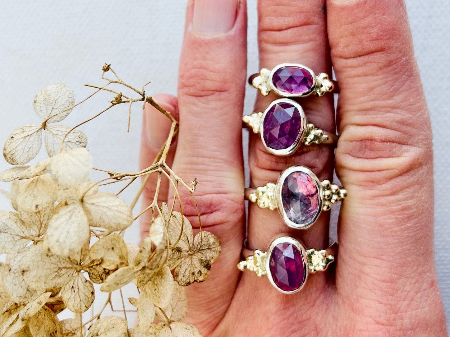 The Queen Ring - Size 8